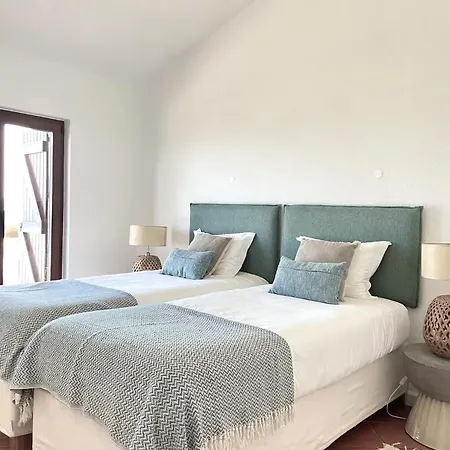 Casa Da - Beachfront Private Pool Villa *